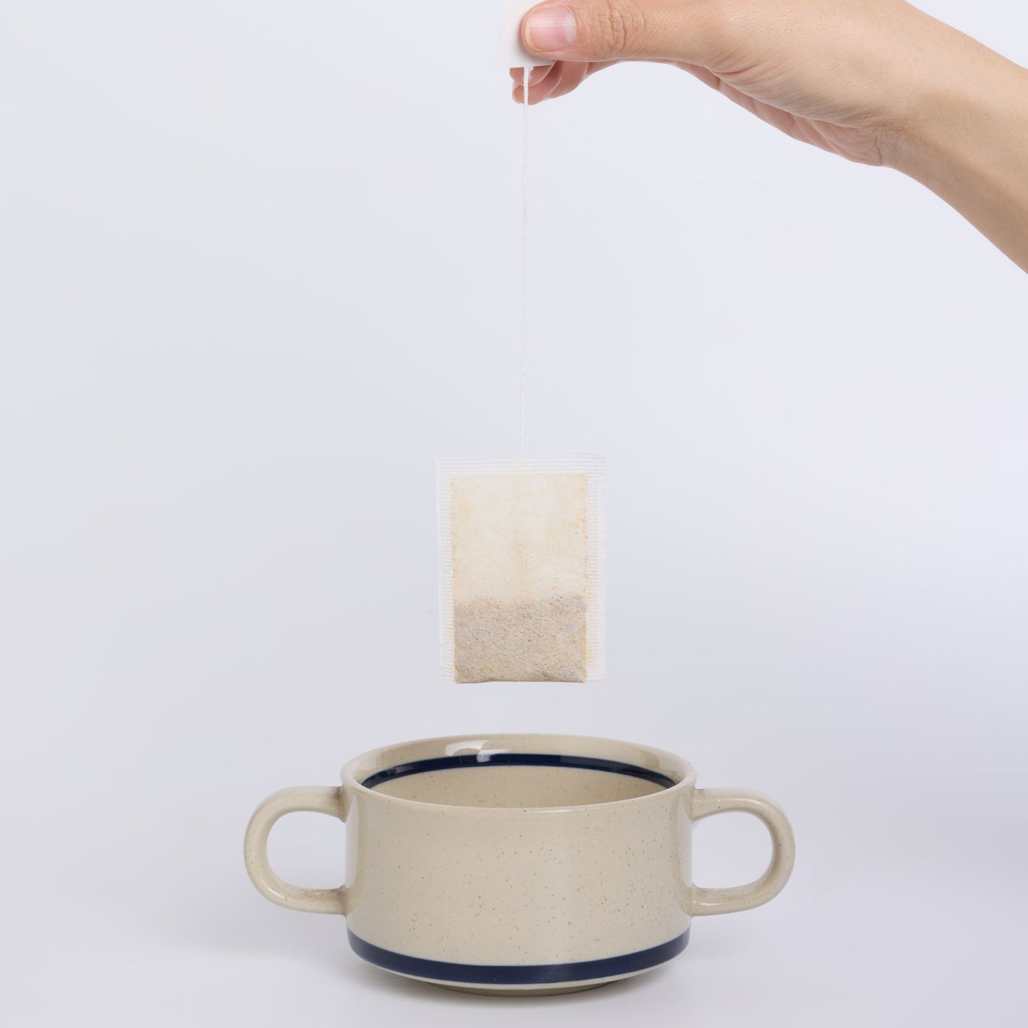 Earl_Grey_Tea_Bags-The-Hour-Tea-Tra-ba-tuoc-tui-loc-60g-tien-loi